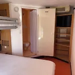 Otel Premiere Classe Amiens Est - Glisy