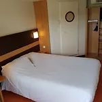 Premiere Classe Amiens Est - Hotel Glisy