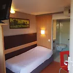 Premiere Classe Amiens Est - * Glisy