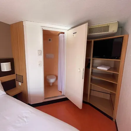 Premiere Classe Amiens Est - Glisy