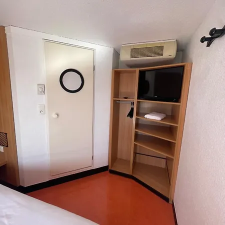 Premiere Classe Amiens Est - Glisy