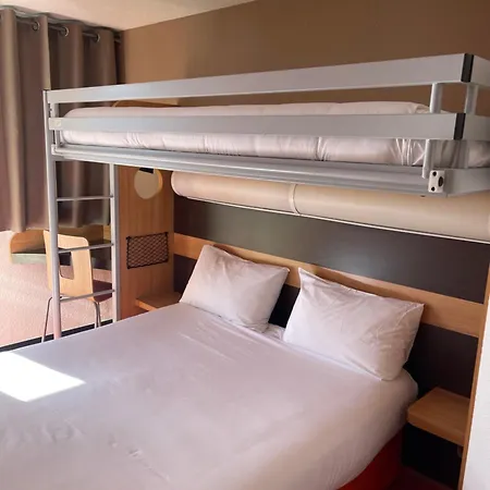 Premiere Classe Amiens Est - * Glisy