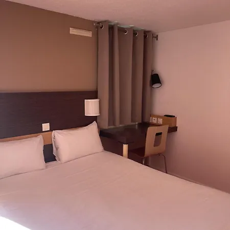 Premiere Classe Amiens Est - Glisy