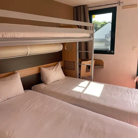 Premiere Classe Amiens Est -