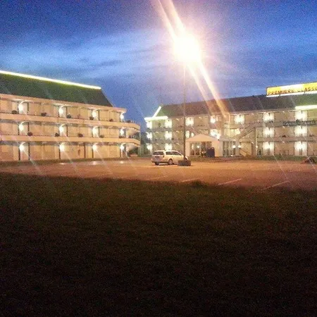 Premiere Classe Amiens Est - Hotel *