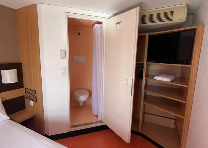 Premiere Classe Amiens Est - Glisy