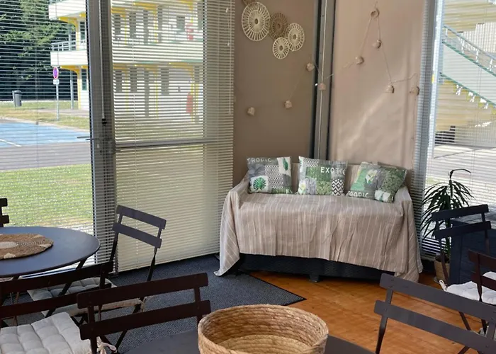 Premiere Classe Amiens Est - Hotel Glisy