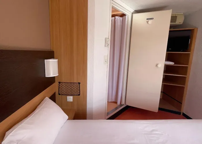 Hotel Premiere Classe Amiens Est -