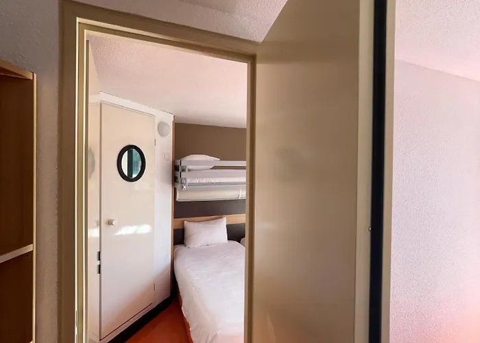 Hotel Premiere Classe Amiens Est -