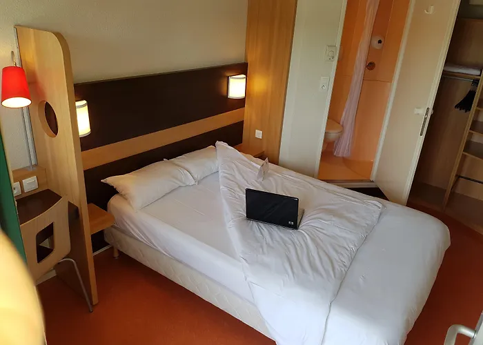 Premiere Classe Amiens Est - Hotel