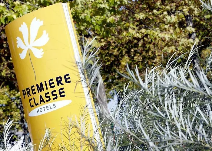 Premiere Classe Amiens Est - *