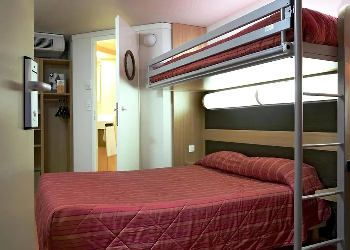 Premiere Classe Amiens Est - Hotel *