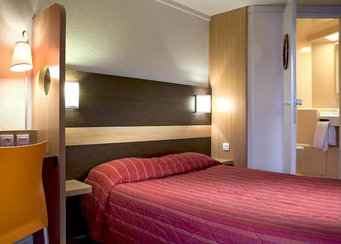 Premiere Classe Amiens Est - * Glisy